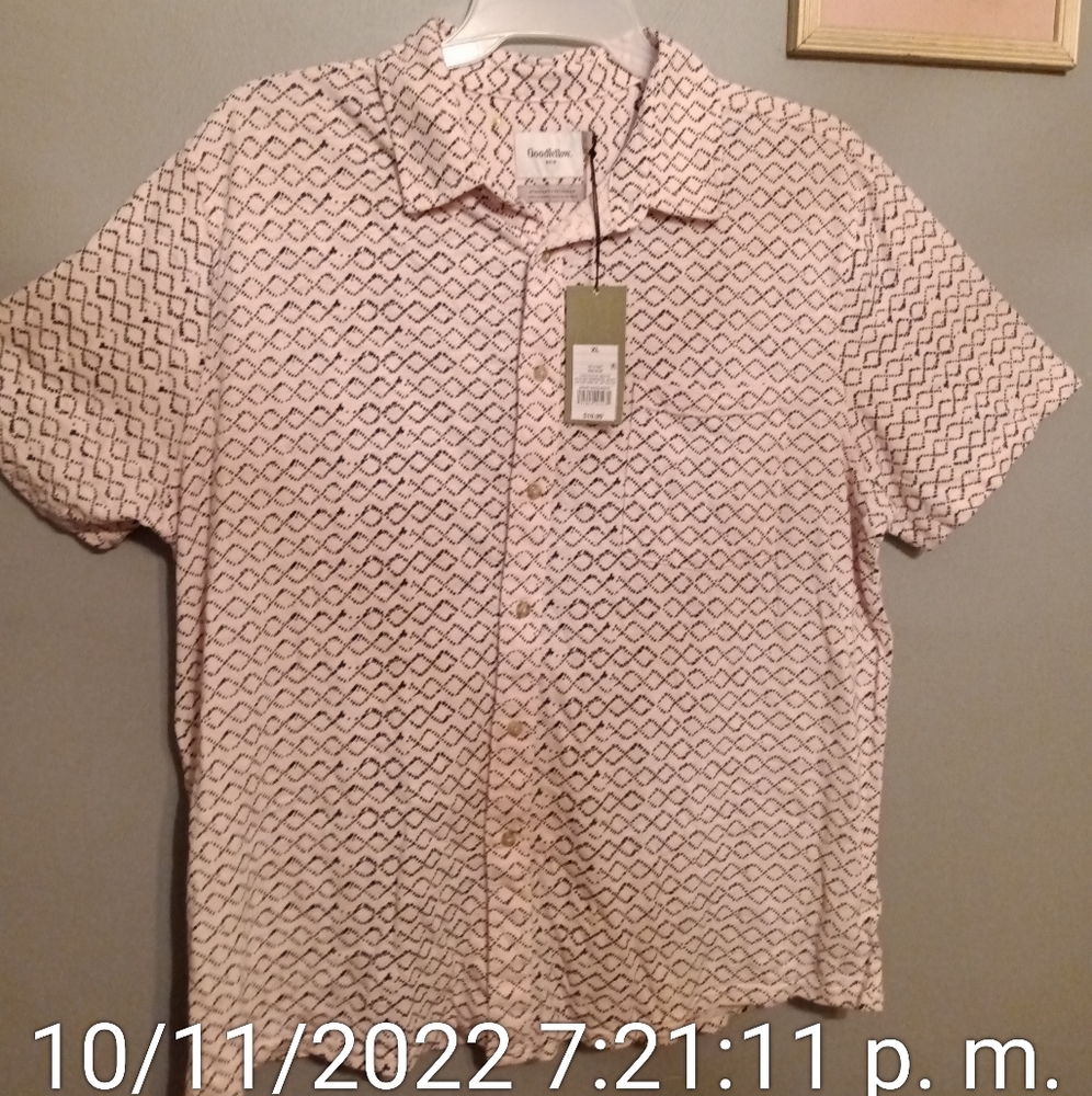 Goodiellow Pink Shirt short sleeve.